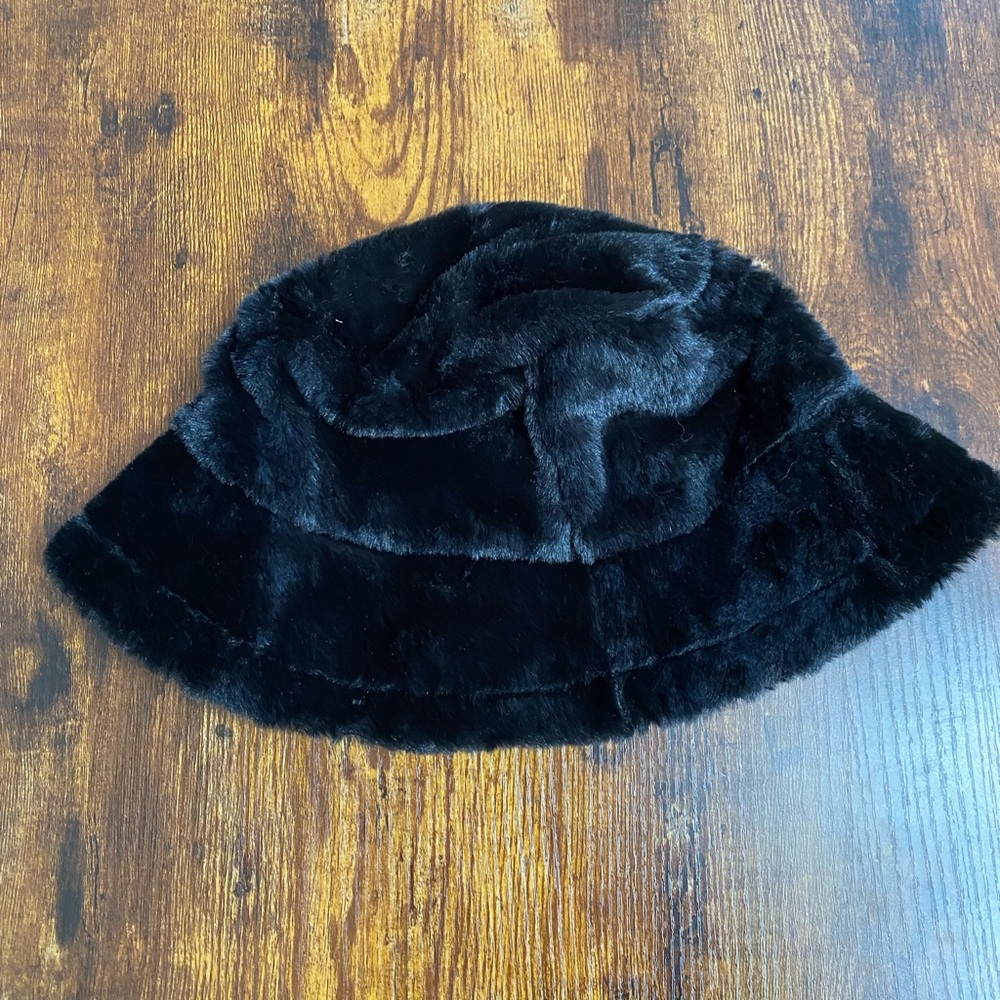 Faux Fur Black Bucket Hat